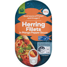 Woolworths herring fillets in mango pepper sauce 200g