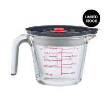 Curtis Stone Glass Container - 500ml Glass measuring jug with lid